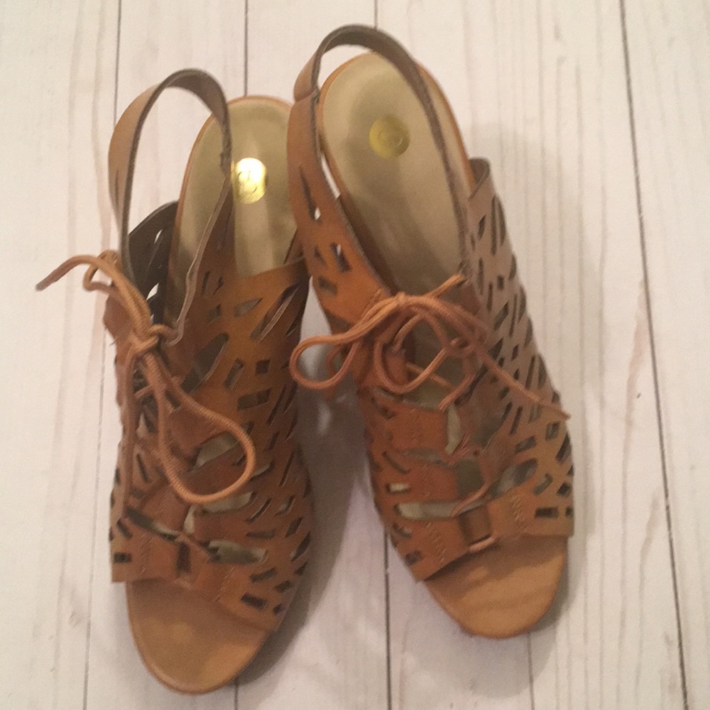 CP high heeled sandals size 7.5